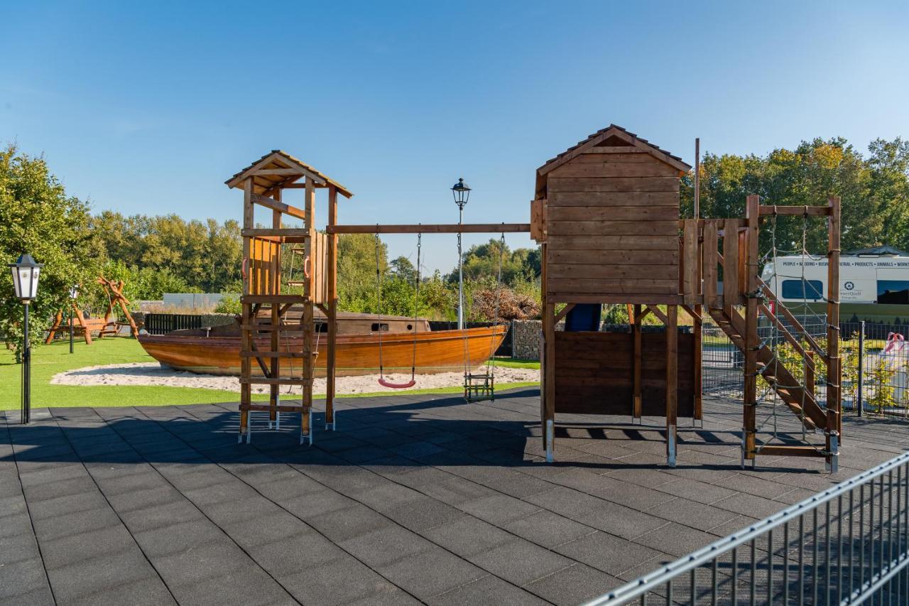 Ferienpark Harkebruegge Haus Juist Barssel  Esterno foto