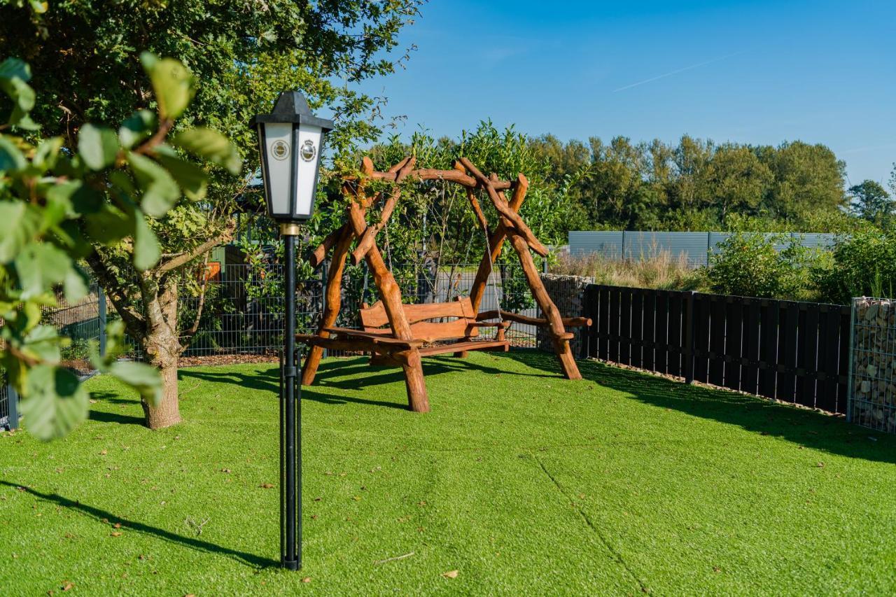 Ferienpark Harkebruegge Haus Juist Barssel  Esterno foto
