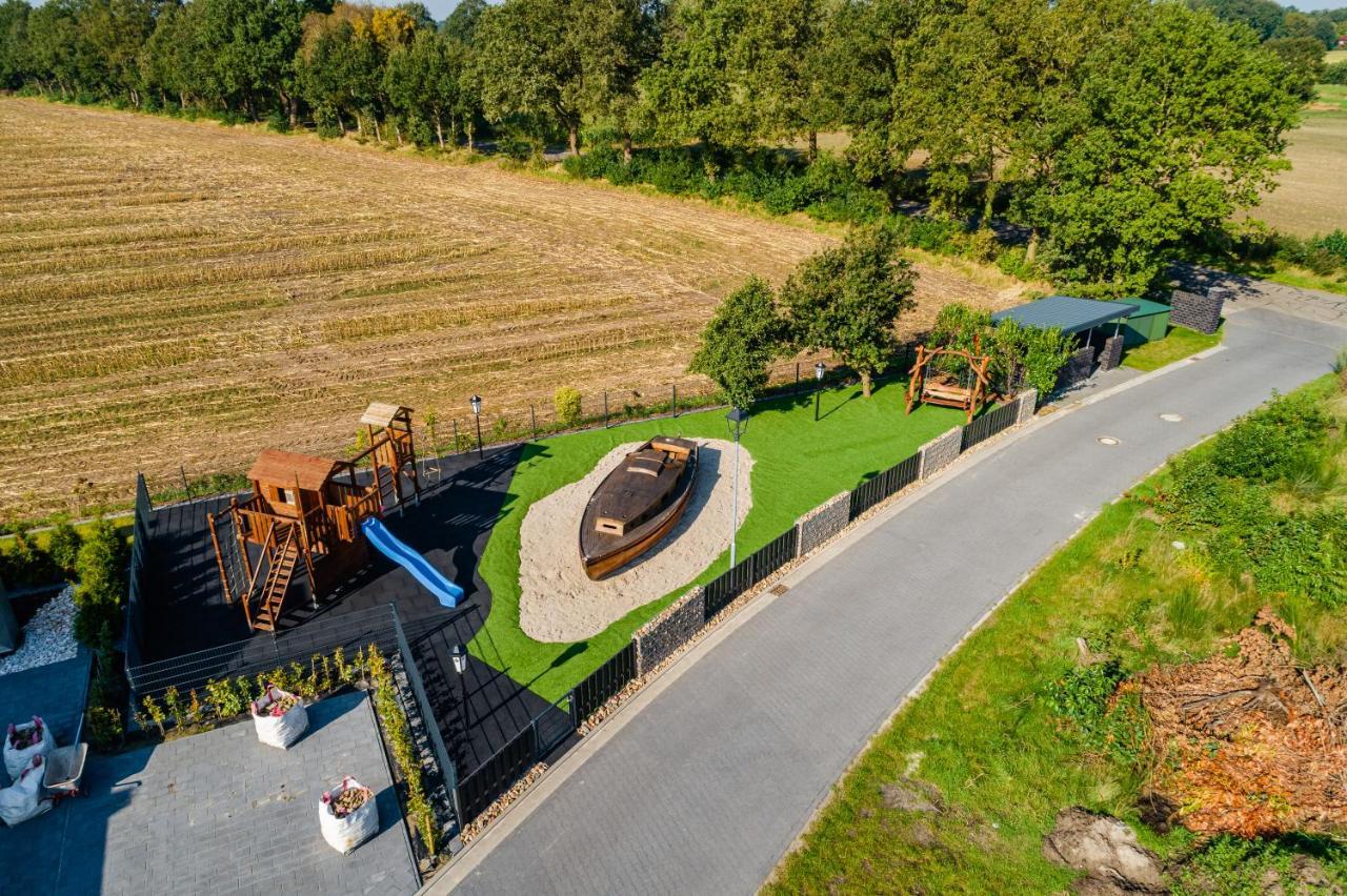 Ferienpark Harkebruegge Haus Juist Barssel  Esterno foto